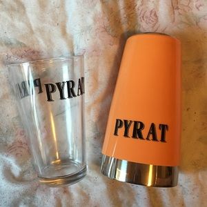 Pyrat Rum Rubber Coated Shaker & Glass